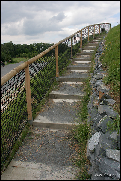 img00009.jpg