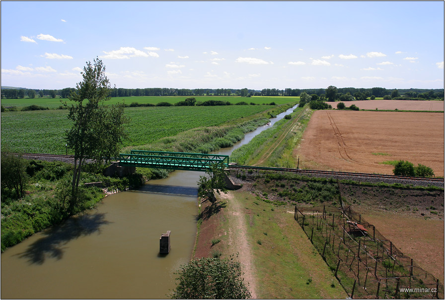 img00023.jpg