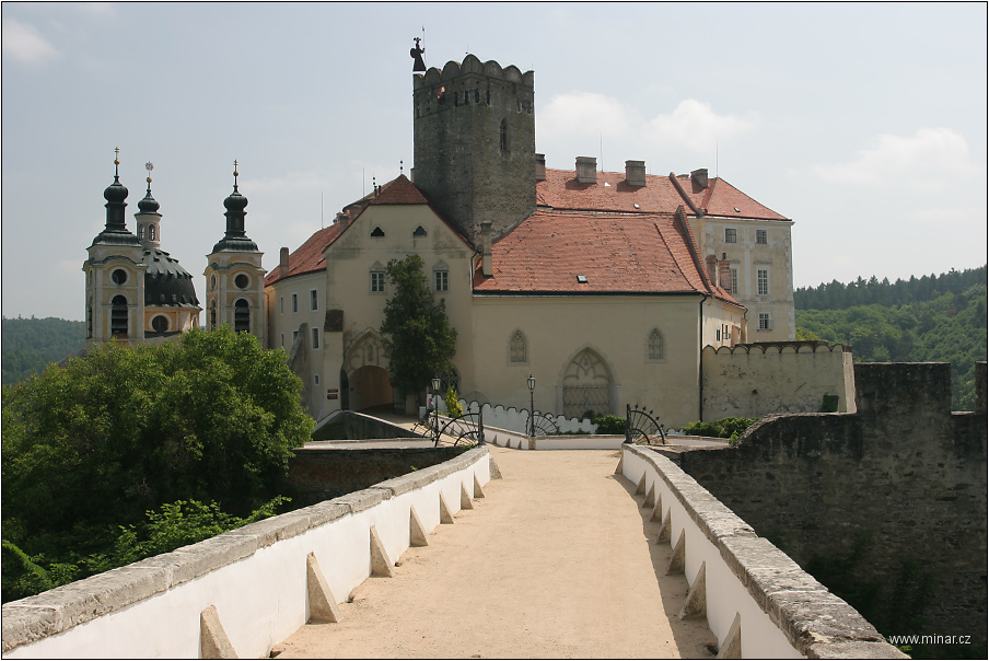 img00024.jpg