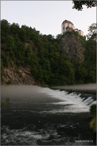img00028.jpg