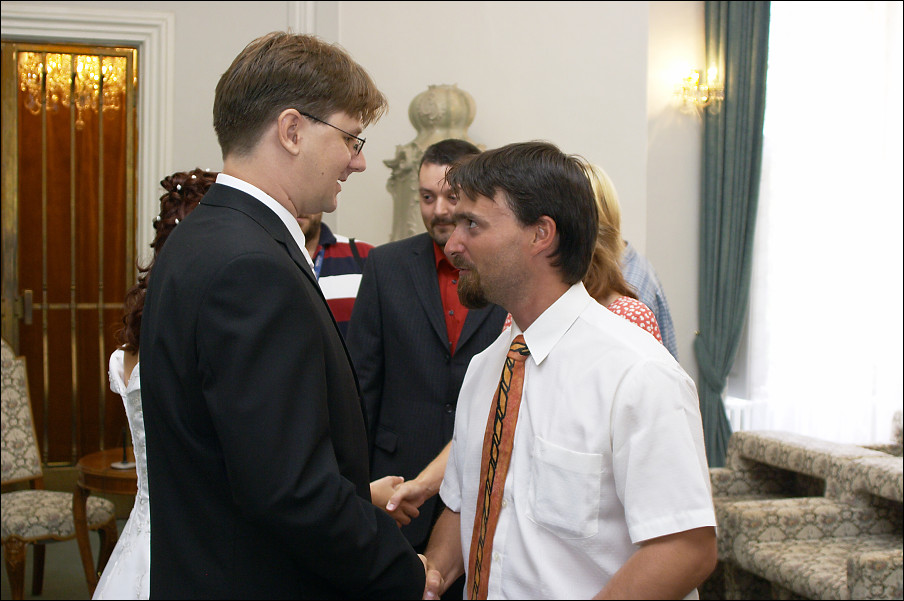 img00017.jpg